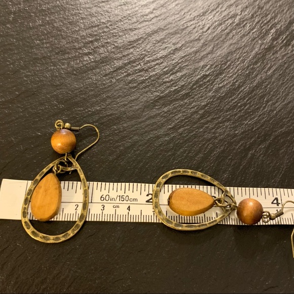Bohemian Hammered Golden Bronze Tone Wooden Dangle Tear Drop Earrings - Picture 5 of 6